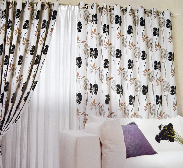 布艺窗帘 家居装饰的艺术与实用选择