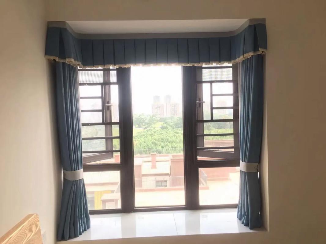 为家居添彩 精选布艺窗帘加帘头款式全攻略